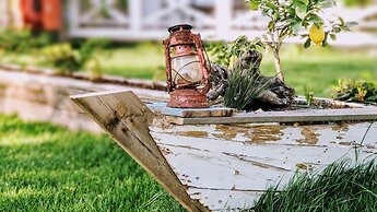 Lotus Restaurant & Home