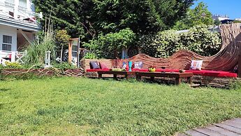 Lotus Restaurant & Home