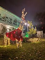 Lotus Restaurant & Home