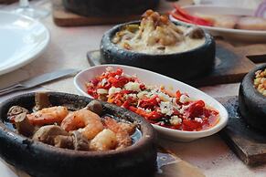 Lotus Restaurant & Home