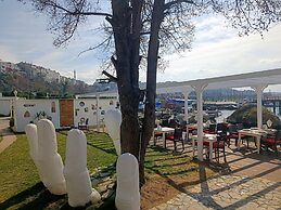 Lotus Restaurant & Home