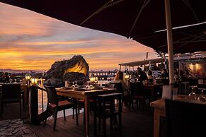 Lotus Restaurant & Home