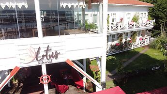 Lotus Restaurant & Home