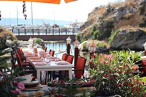 Lotus Restaurant & Home