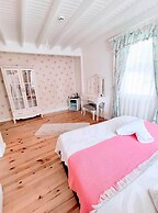 Lotus Restaurant & Home