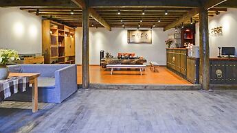 Floral Hotel · Yi Xing Lijiang