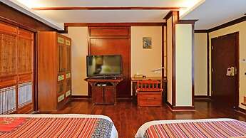 Floral Hotel · Yi Xing Lijiang