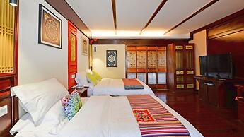 Floral Hotel · Yi Xing Lijiang
