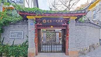 Floral Hotel · Yi Xing Lijiang