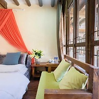 Flowers without Boundary Inn