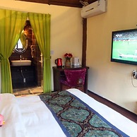 Flowers without Boundary Inn