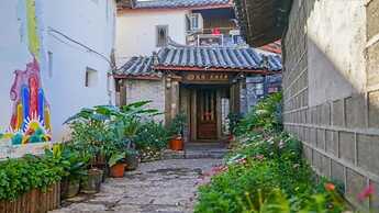 Flowers without Boundary Inn