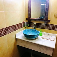 Floral Hotel Northern Cloudborn Lijiang