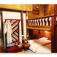 Floral Hotel Northern Cloudborn Lijiang