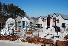 Soar Hotel
