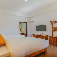 Floral Hotel Mi Yu Inn Lijiang