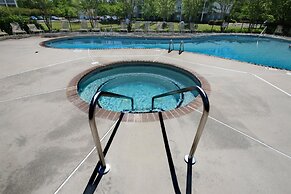 221-07-woodlands Way