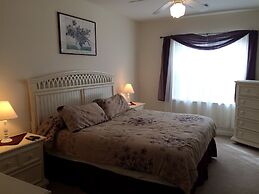 221-07-woodlands Way