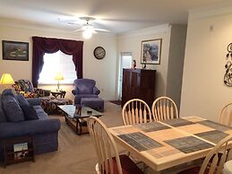 221-07-woodlands Way