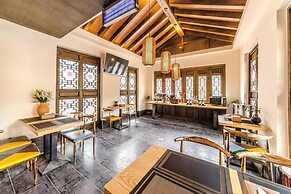 Floral Hotel Yun Xi Lijiang