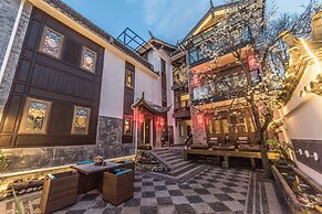 Floral Hotel Yun Xi Lijiang