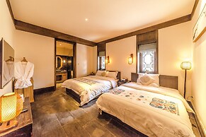 Floral Hotel Yun Xi Lijiang