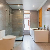 Floral Hotel Flower Fence Lijiang