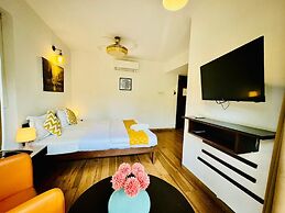 Half Hotel