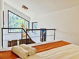 Half Hotel