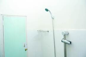 OYO 2692 Penginapan Mba Ros