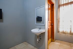 OYO 2737 D'KostNearKraton mangkunegaran