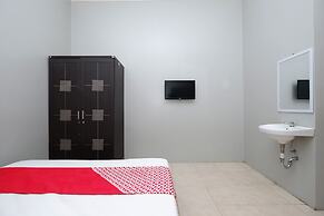 OYO 2737 D'KostNearKraton mangkunegaran