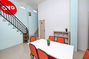 OYO 2782 Puspa Residence