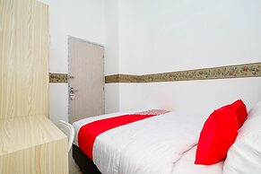 OYO 2782 Puspa Residence