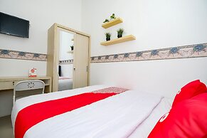 OYO 2782 Puspa Residence