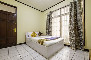 Super OYO 2672 Bee M Syariah