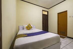 Super OYO 2672 Bee M Syariah