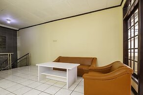 Super OYO 2672 Bee M Syariah