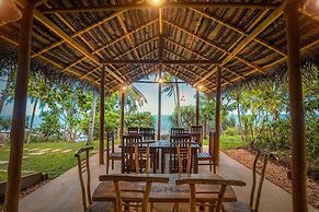 Sea View Clay House Dikwella
