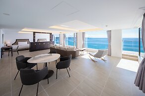 Hayama Hotel Otowa NO Mori