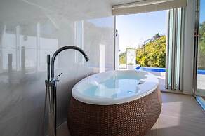 Hayama Hotel Otowa NO Mori