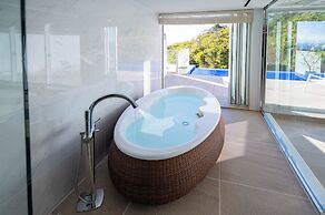 Hayama Hotel Otowa NO Mori