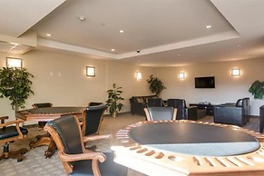 Upper Floor w/ Courtyard View #550