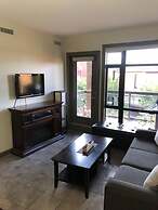 Upper Floor w/ Courtyard View #550