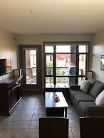 Upper Floor w/ Courtyard View #550