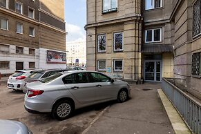 Hala Mirowska Stylish Apartment