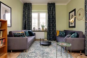 Hala Mirowska Stylish Apartment
