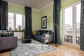 Hala Mirowska Stylish Apartment