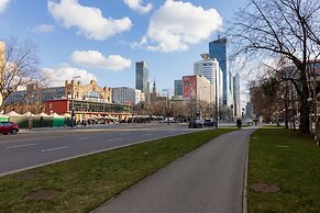 Hala Mirowska Stylish Apartment