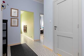 Hala Mirowska Stylish Apartment